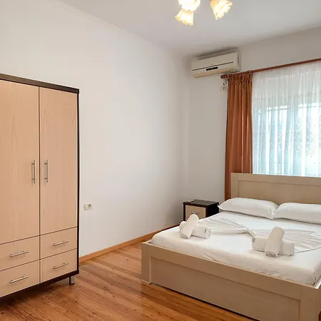 Family Hotel *