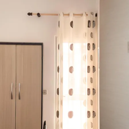 Family فندق كساميل