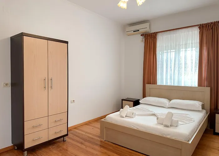 Family Hotel *