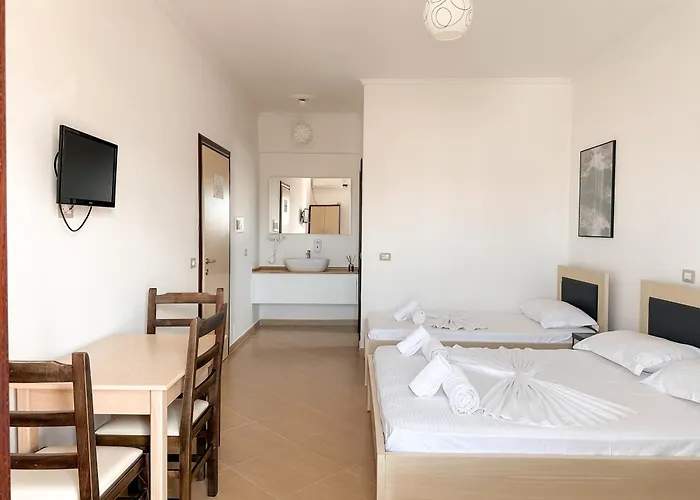 Family Hotel *